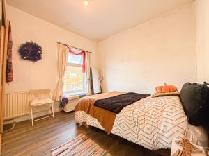 Photo 5- click for photo gallery